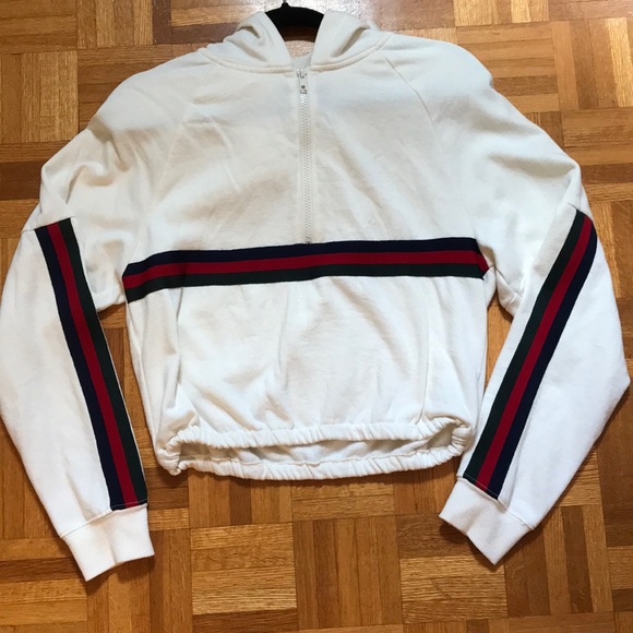 Cropped hooded sweatshirt - Picture 1 of 3